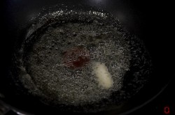 Омлет без молока на сковороде