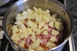 Суп из фасоли с ветчиной