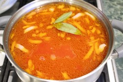 Суп из фасоли с ветчиной