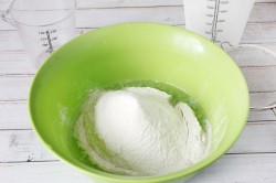 название картинки Простые лепешки на сковороде