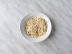 название картинки Пряная овсянка с грушей и орехами в духовке