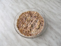 название картинки Пряная овсянка с грушей и орехами в духовке