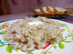 название картинки Пшеничная каша с маслом сливочным без молока