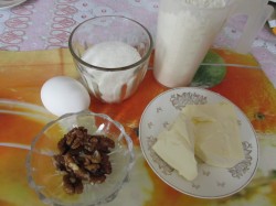 Птифуры Ватрушки с белковым кремом - шаг 1