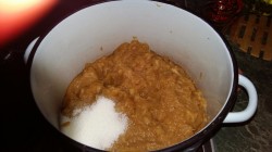 Пюре из яблок Неженка