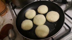 Пышные сырники с кокосовой мукой