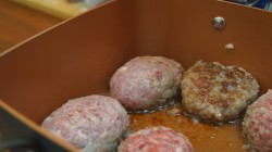 Пышные котлеты из фарша  свинины и говядины с белым хлебом