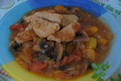 Рагу индейка грибы помидоры перец