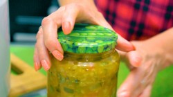 название картинки Рассольник на зиму с перловкой и свежими огурцами