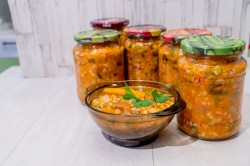 название картинки Рассольник на зиму с перловкой и свежими огурцами