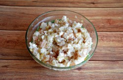 Расстегай с рыбой и рисом в духовке из дрожжевого теста