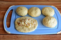 Расстегай с рыбой и рисом в духовке из дрожжевого теста