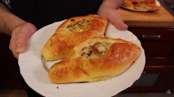 Расстегаи с рыбой скумбрия, судак, морской окунь