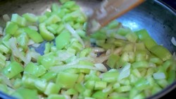 Рыбный рататуй с минтаем и овощами запеченный в духовке