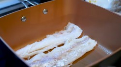 Рыбный рататуй с минтаем и овощами запеченный в духовке