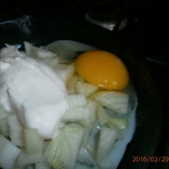 название картинки Лук с яйцом и майонезом