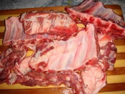 название картинки Ребрышки свиные тушеные