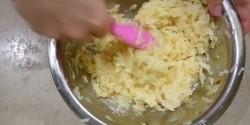 название картинки Оладьи капустные с луком