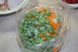 Рис в рукаве с курицей и овощами - шаг 13