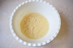 название картинки Рис с луком на гарнир