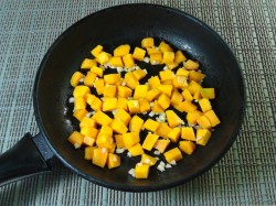 Тушеный рис с тыквой