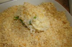 Хрустящие рисовые котлеты с зеленым луком - шаг 8