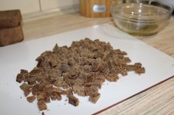 Ржаные сухари к пиву - шаг 6