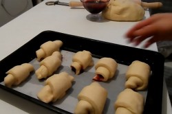 Рогалики на молоке и дрожжах