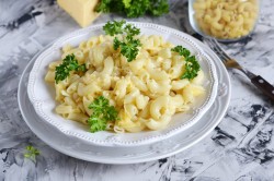 Рожки с сыром