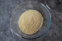 название картинки Ромовые пирожные из печенья в шоколаде