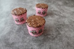 название картинки Ромовые пирожные из печенья в шоколаде