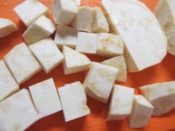 название картинки Новогодний ростбиф с мясным соусом и пюре из корня сельдерея