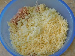 Котлеты из куриного филе с сыром - шаг 3