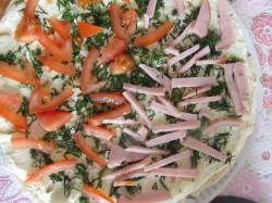 Рулет из домашнего лаваша с начинкой