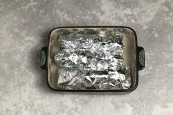 Рулет из индейки в духовке