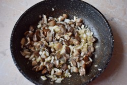 Рулет из куриного фарша в духовке