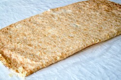 название картинки Рулет из лаваша с грибами и сыром