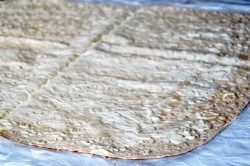 название картинки Рулет из лаваша с грибами и сыром