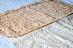 название картинки Рулет из лаваша с грибами и сыром