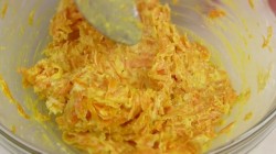 название картинки Рулет из омлета с пикантной начинкой