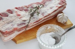 Рулет из пузанины вареный