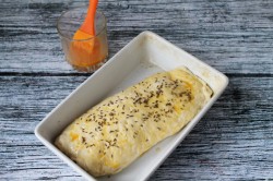 название картинки Постный рулет с луком дрожжевой