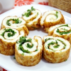 Рулет с сыром и зеленью