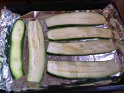 название картинки Рулетики из кабачков с куриным мясом