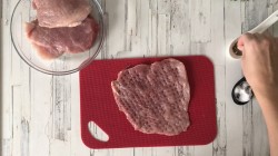 название картинки Рулетики из свинины с грибами