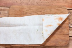 название картинки Бутерброды из лаваша с сыром на сковороде