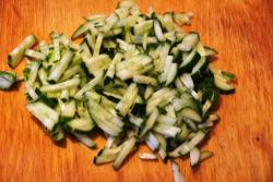 Рулет из лаваша с зеленью творогом и овощами - шаг 2 Рулет из лаваша с зеленью творогом и овощами - шаг 2