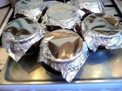 Жаркое с грибами и картошкой в горшочках