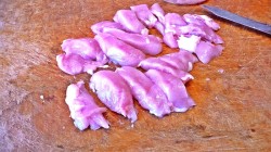 Жаркое с грибами и картошкой в горшочках