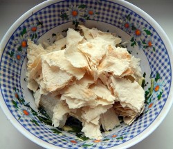 Рваный пирог из лаваша с сыром